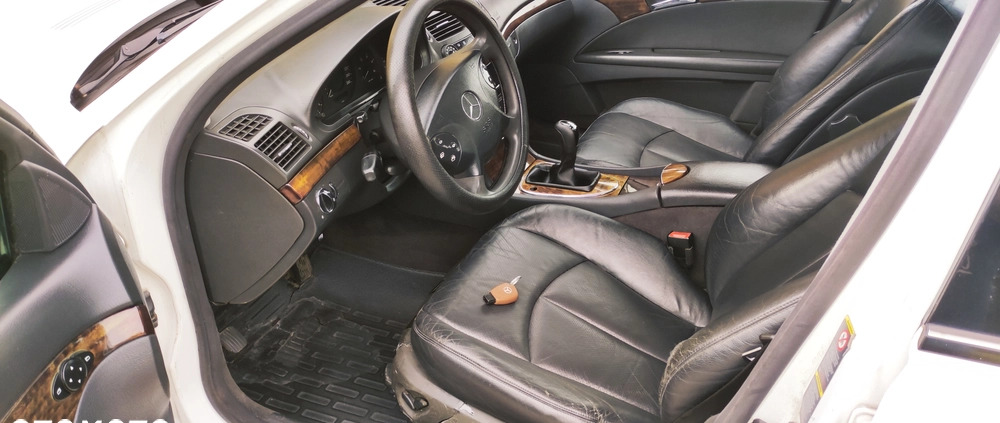 Mercedes-Benz Klasa E cena 11900 przebieg: 399000, rok produkcji 2003 z Zawidów małe 172